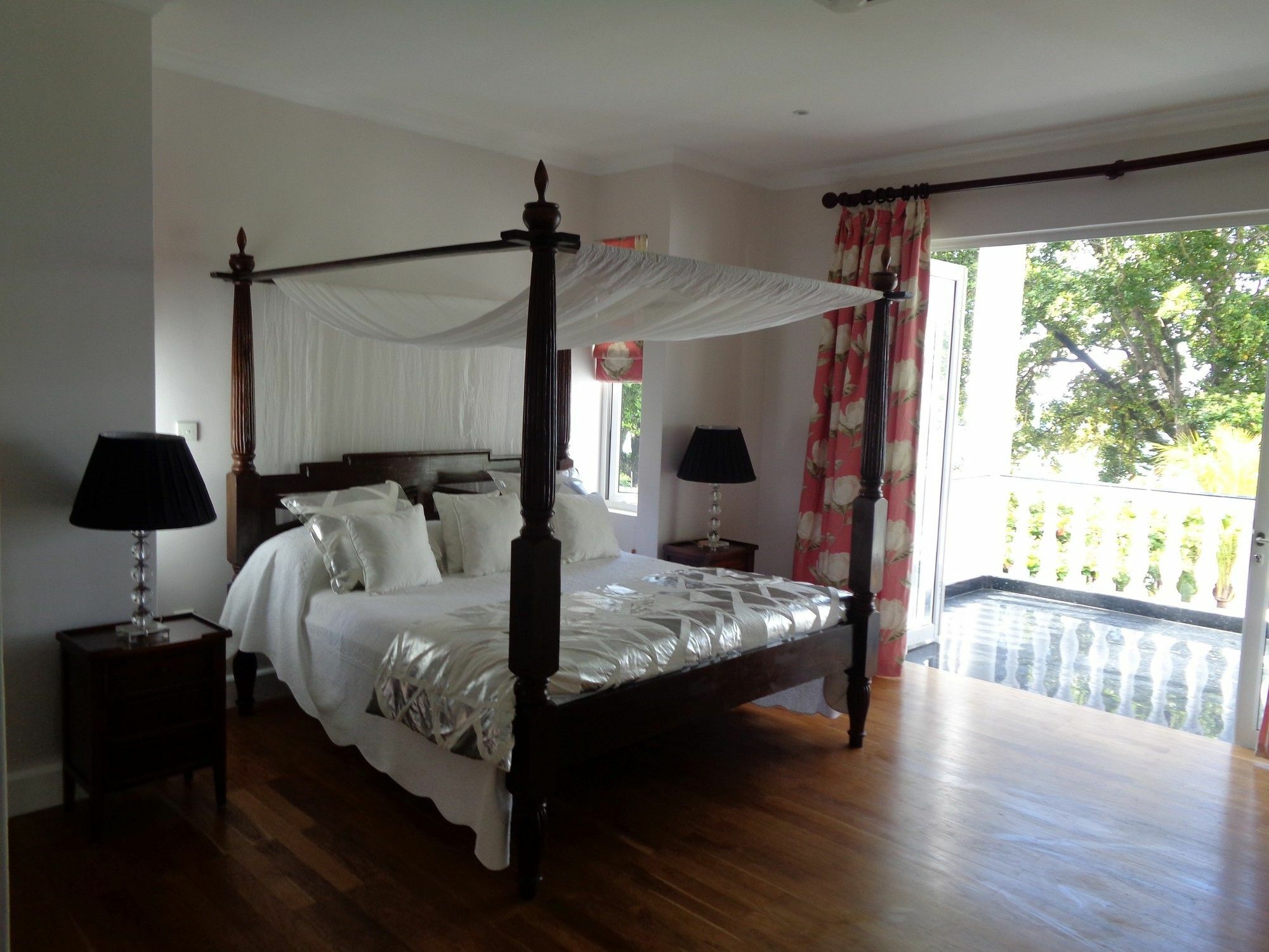 Chateau Elysium Beau Vallon  Exteriör bild